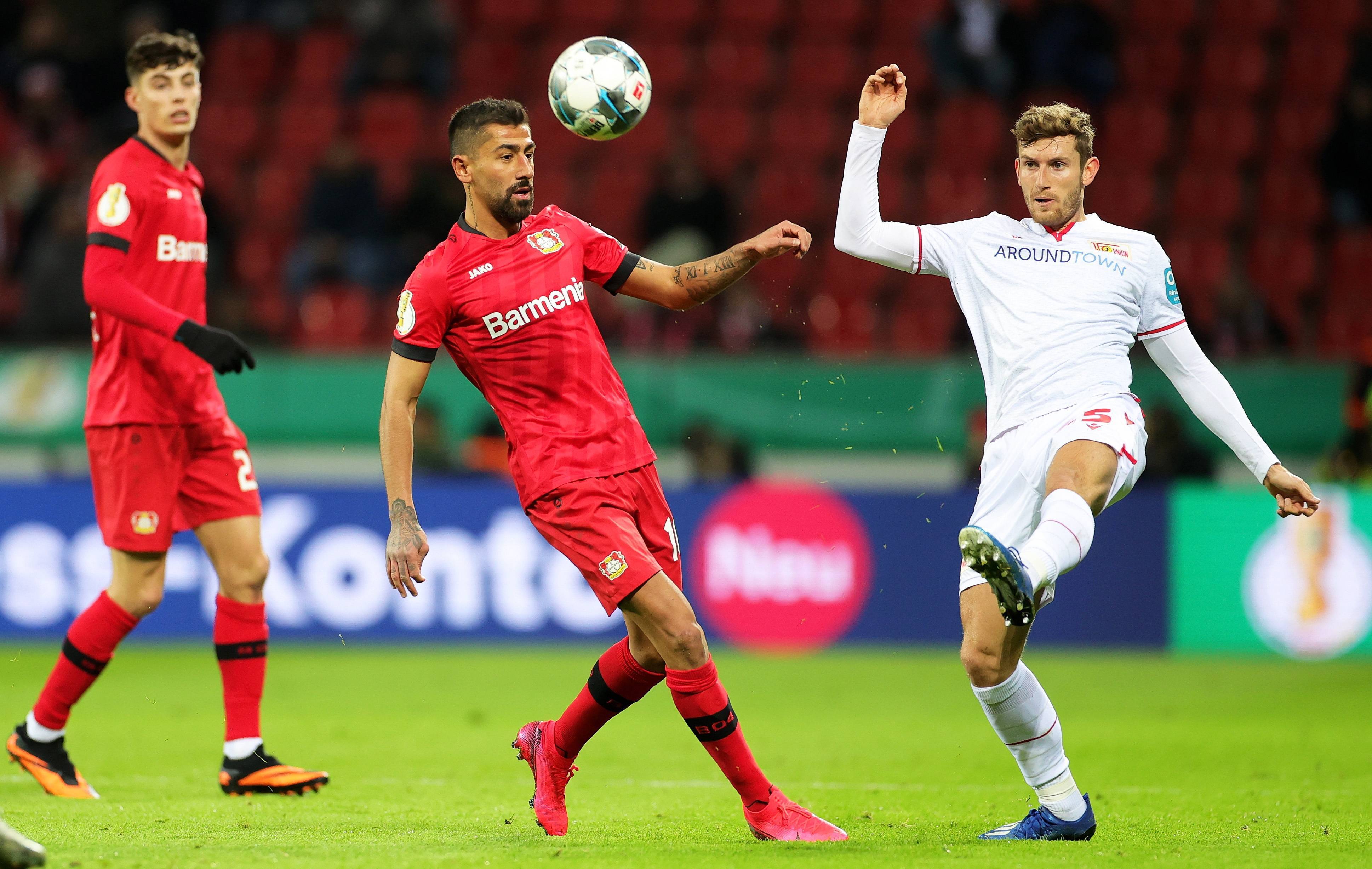 今晚荷甲传出新动向，上海海港内部沟通，管理层表态：更衣室稳定，控场能力受关注的简单介绍-开云kaiyun官方体育